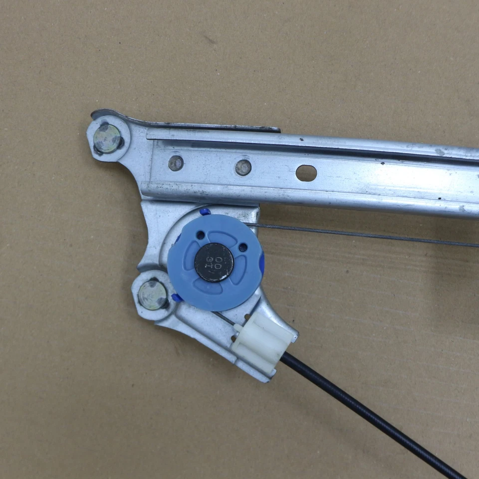 Lexus ES300 1997-1998 OEM Front Left Driver Side Power Window Regulator Motor - Image 4 of 4