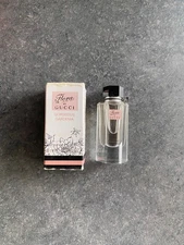 Gucci Flora Gorgeous Gardenia EDT Mini Perfume 5ml Unused w/ Box Damage