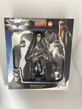 Unboxing Medicom Toy Mafex Selina Kyle