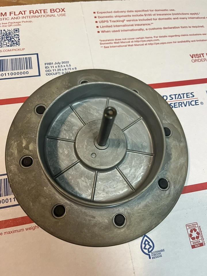 Rowe R-83 Jukebox Turntable With Rubber Band - Image 4 of 4