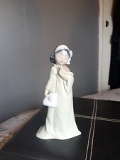 Nao By Lladro Figurine -  "Pretty Poses" # 1483