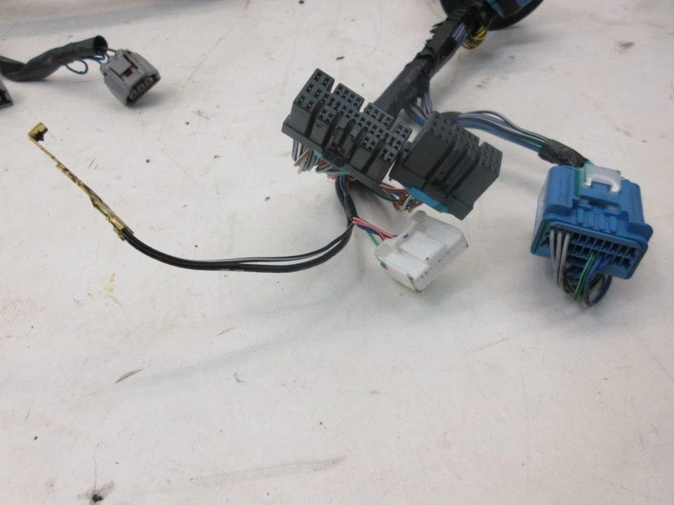 Cable motor arnés de cables 3A92 se adapta a MITSUBISHI MIRAGE/SPACE STAR A03A 1.2 Foto 3 de 4