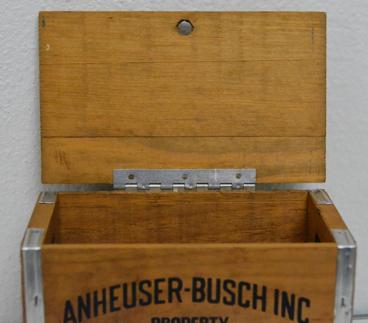 ★Budweiser ヴィンテージ木箱 Anheuser-Busch★ Vintage ANHEUSER BUSCH Budweiser Beer Wooden Box Crate w