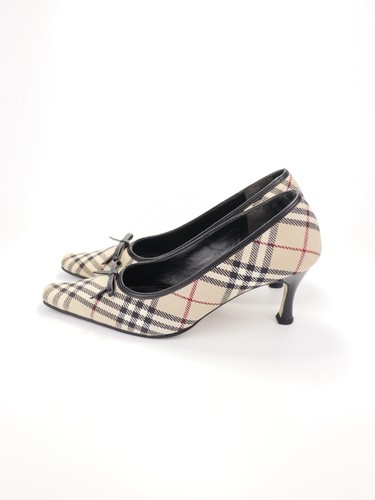 Burberry Nova Check Heels - Picture 6 of 10