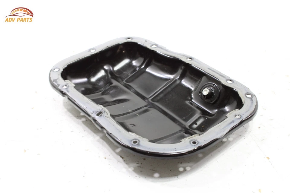 Toyota C-HR 2018-2022 2,0 L cárter de aceite de motor OEM Foto 3 de 4