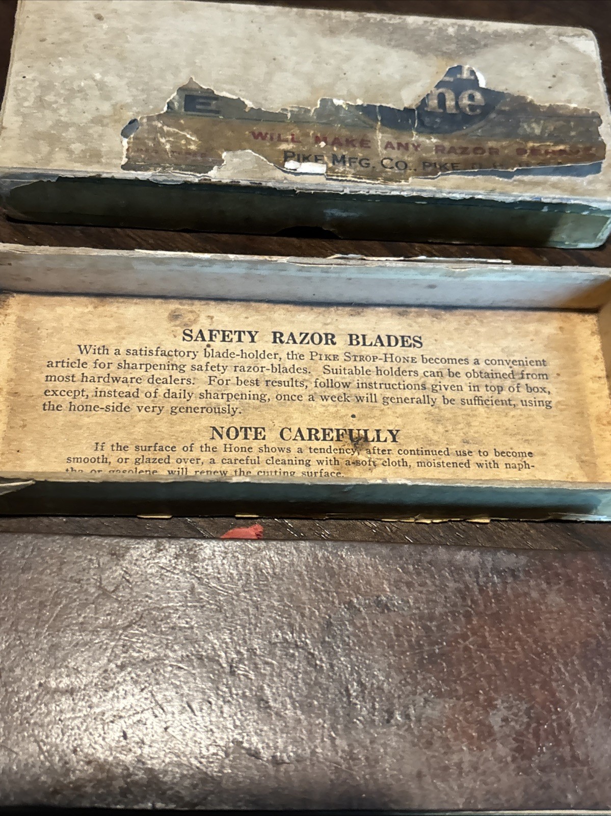 Nice Vintage PIKE EZY EDGE - Razor Hone - Sharpening Stone - In Box