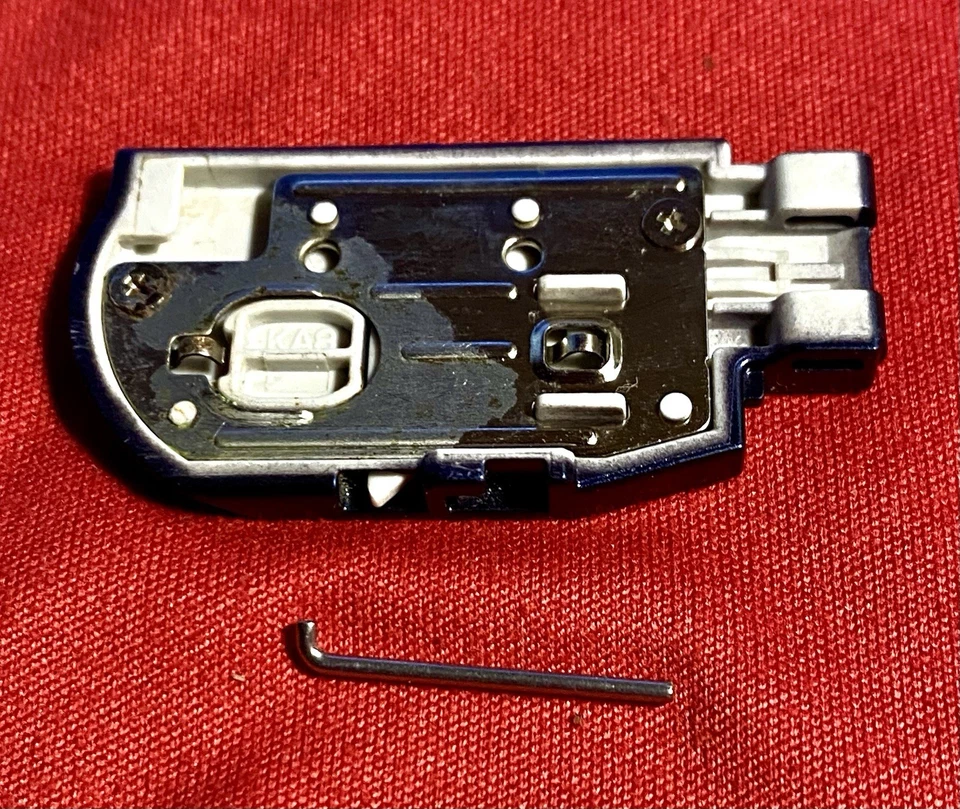 Porta/tampa de bateria para câmera digital Nikon Coolpix L18 - Azul - Imagem 2 de 2