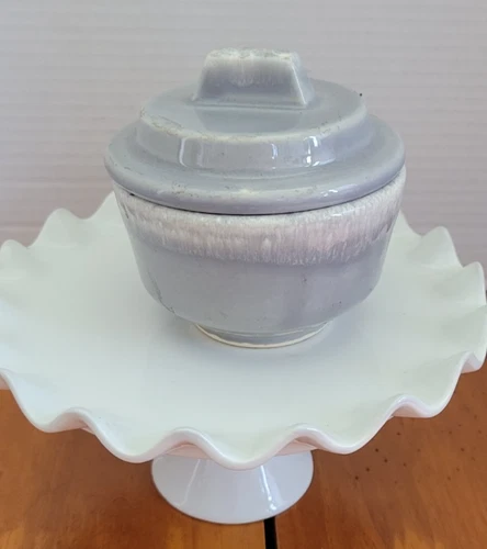 Vintage HULL pottery Gray Flint Ridge Sugar Bowl