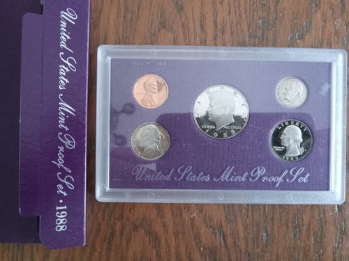 4 (Four) Clad Mint Proof Sets U.S.  Years  1987  1988  1989  1990 - Picture 5 of 10
