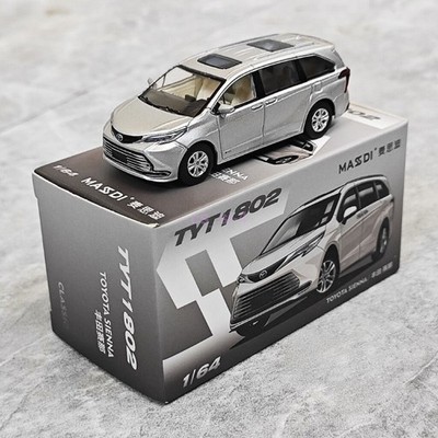 Masdi 1:64 Silver Sienna MPV Mini Van Sports Model Diecast Collect Car