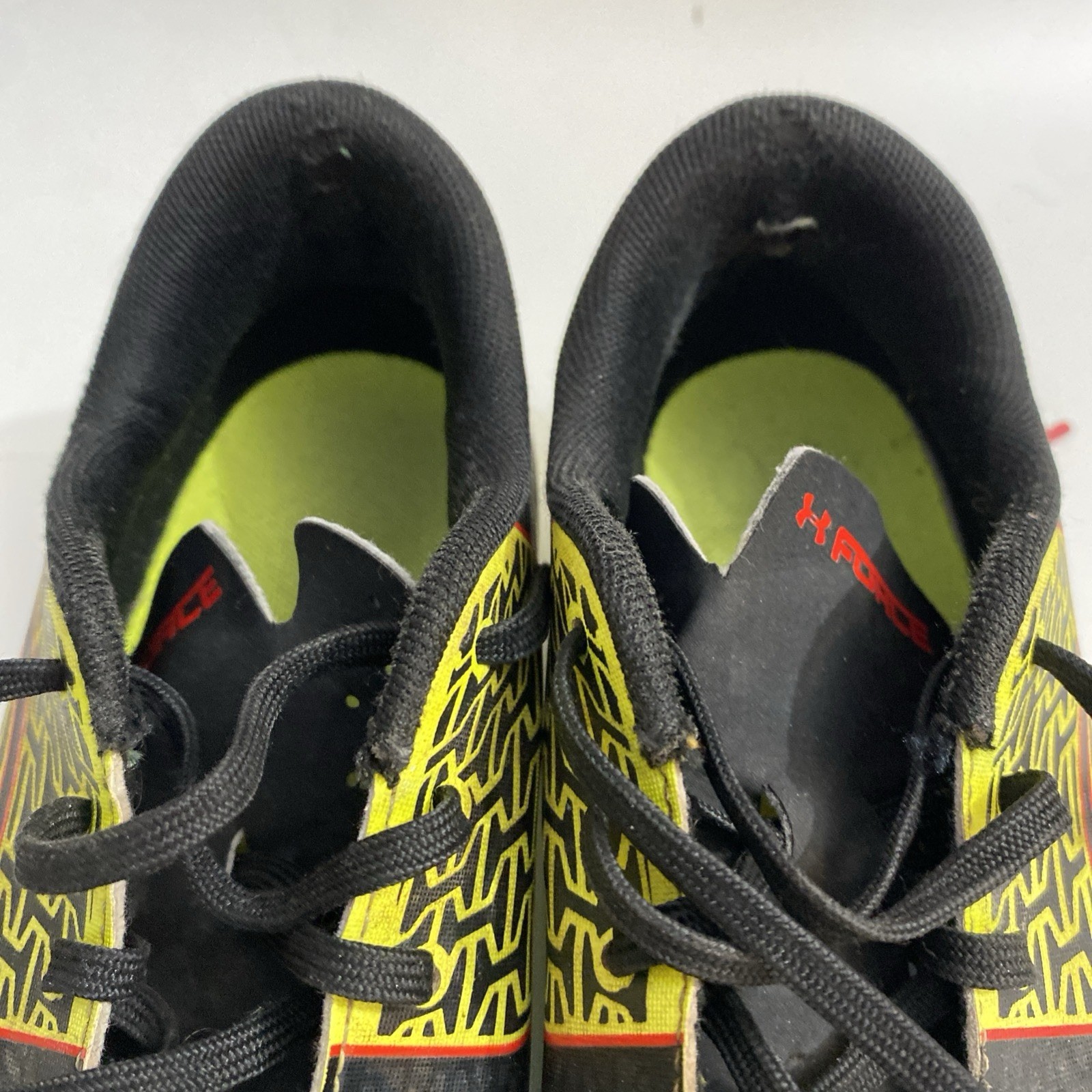 Force Under Armour Soccer  Shoe Size 6 Youth Good Condition. Black Green thumbnail 7