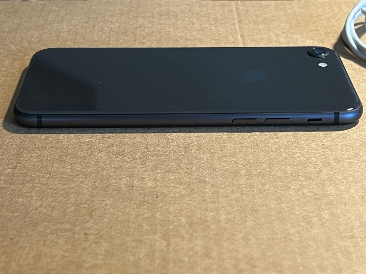 Apple iPhone 8 64GB Unlocked Space Gray A1863 (CDMA + GSM) Read