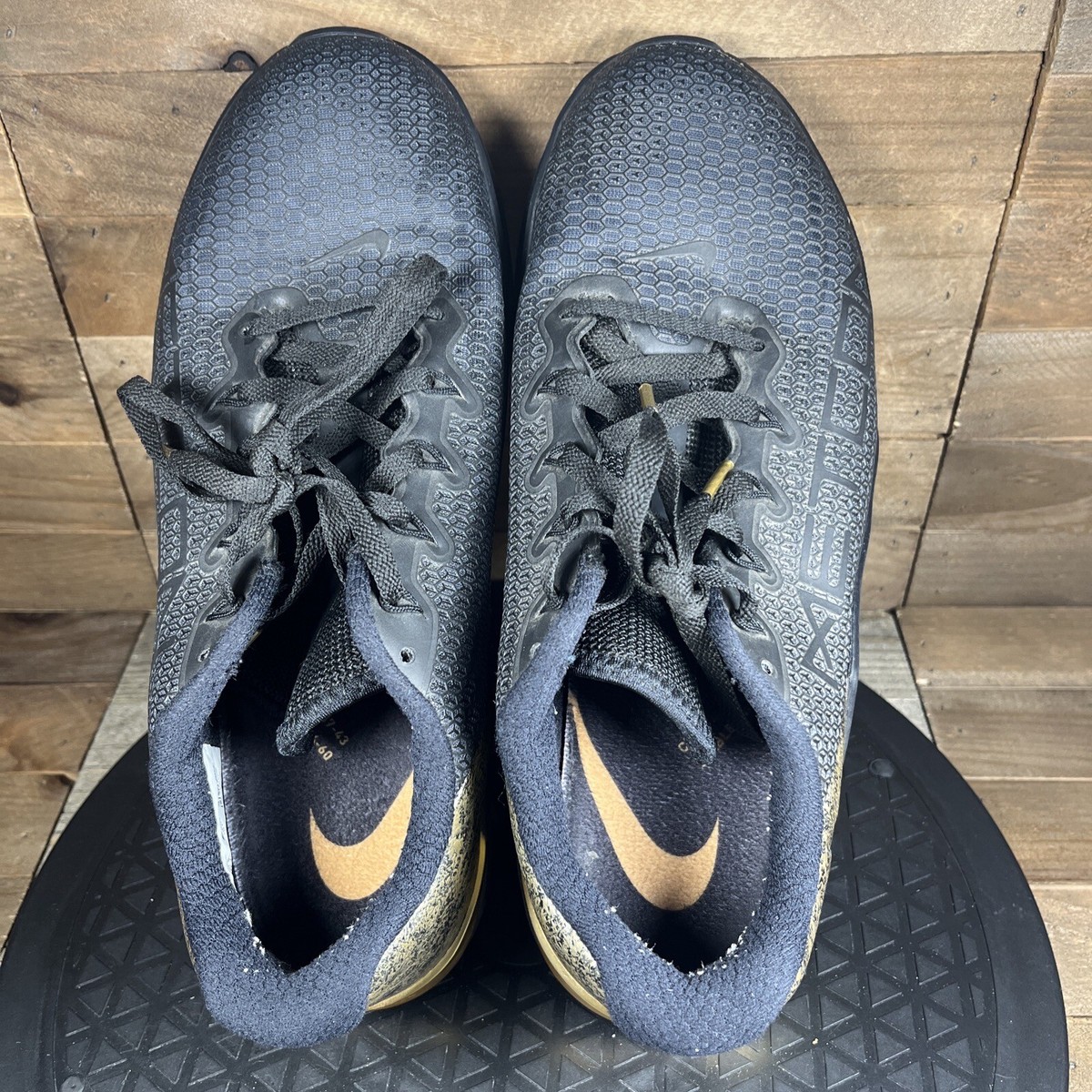 Mens Nike Metcon 5 Medal Strong CrossFit Black Gold Gym Shoes AT3144-070 Size 8 Mens Nike Metcon 5 Medal Strong CrossFit Black Gold Gym  main image 2