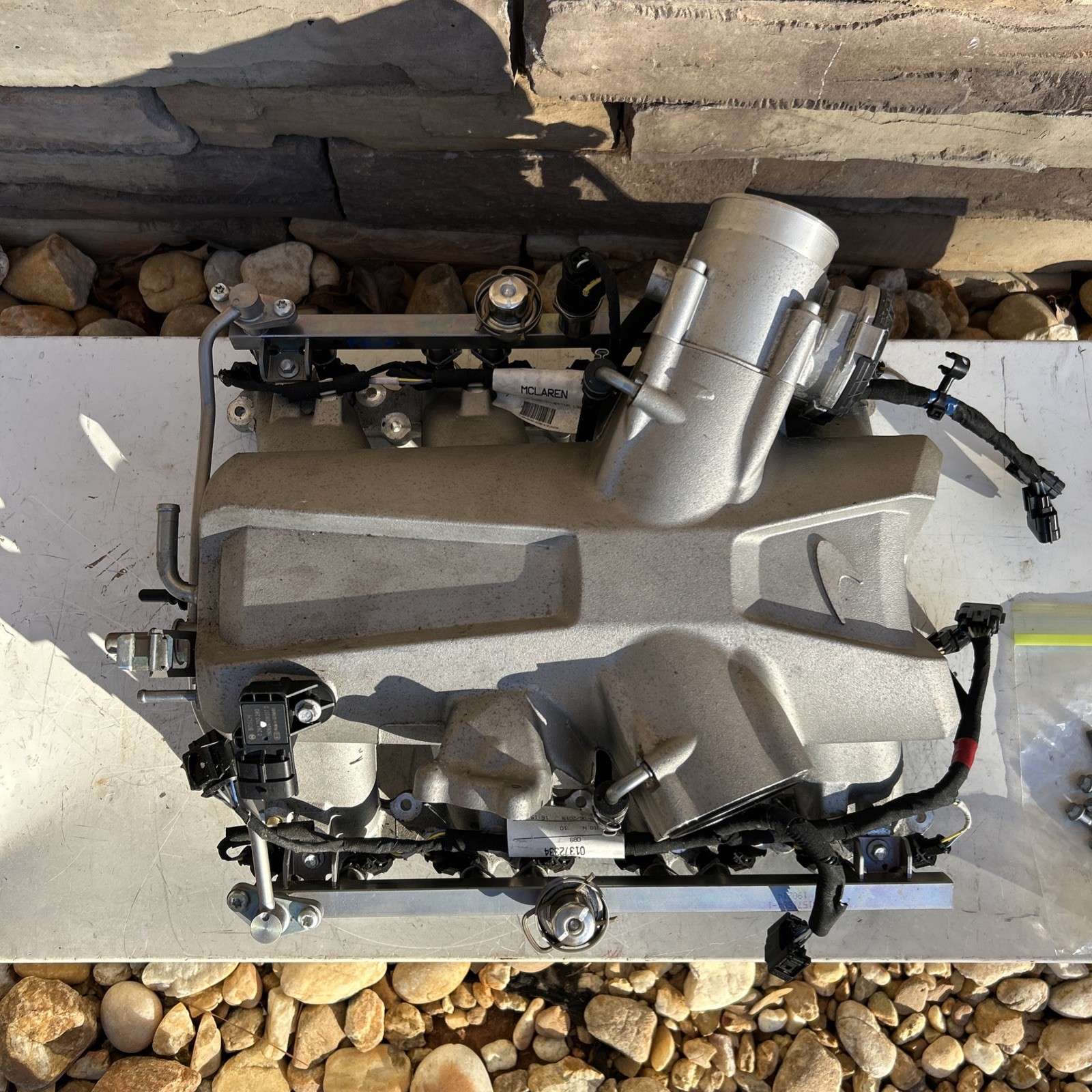 2020 Mclaren 720s Spider 4.0L Intake Manifold M840T 14F0674CP OEM used