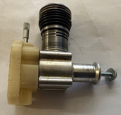 Cox Baby Bee Motor - ohne Tank - gebraucht (Box 63)