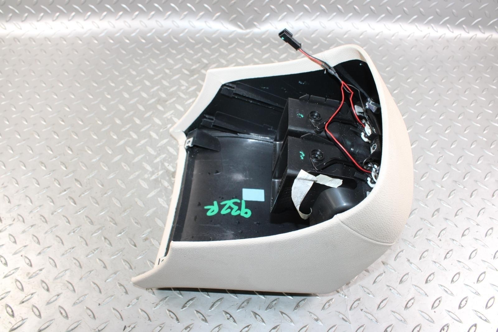 14-17 Ghibli Tan Center Console Rear Heat AC Air Vent Trim Panel OEM Factory OE