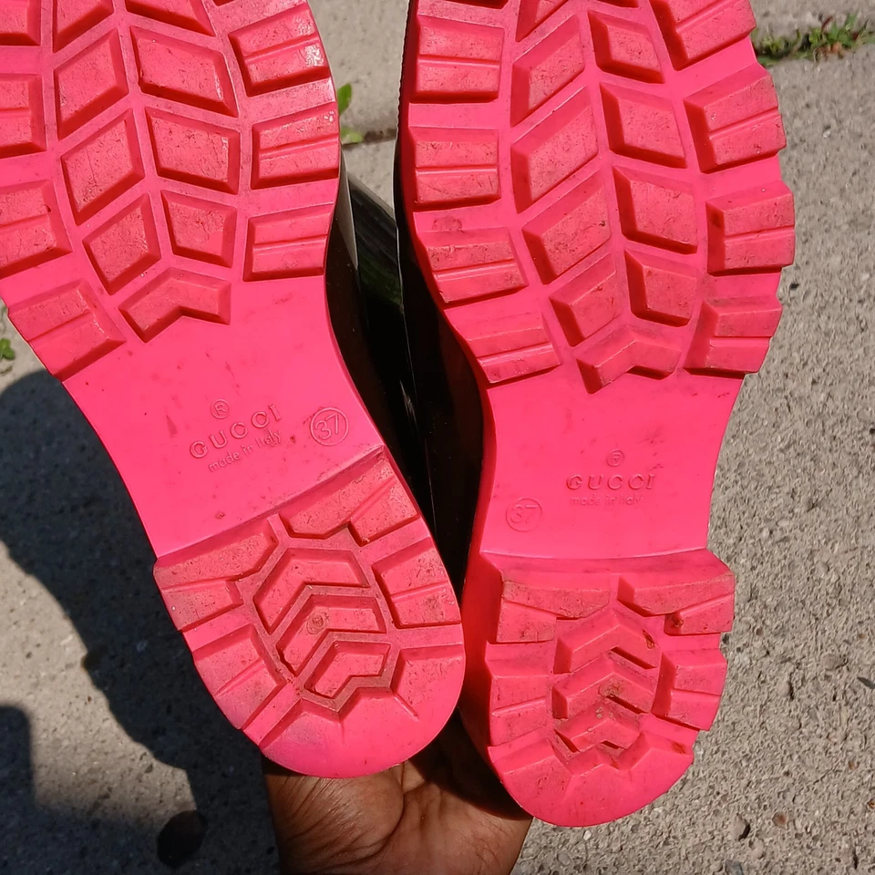 Botas de Lluvia Gucci Negras y Rosa Hechas en Italia Talla 37 Foto 2 de 4