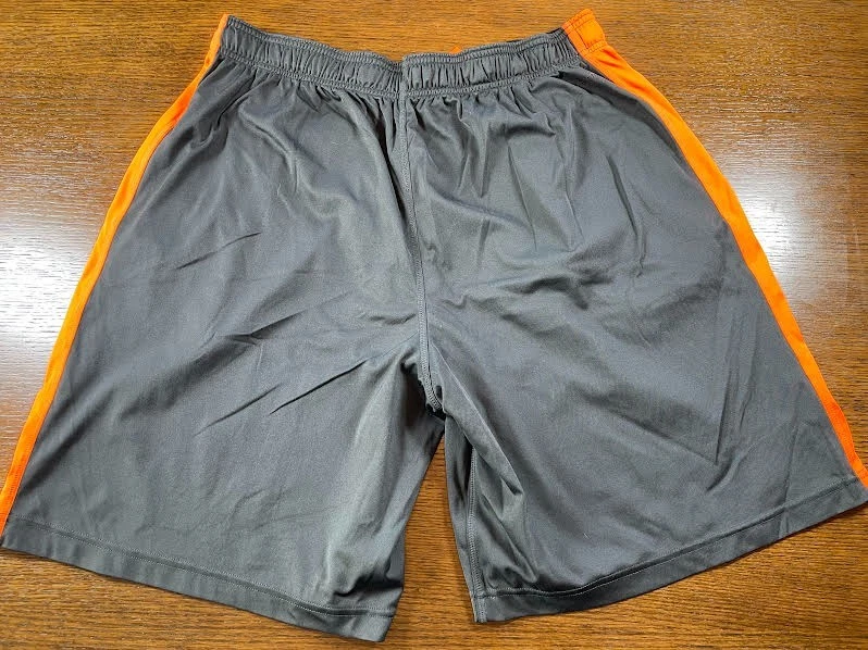 Pantalones cortos deportivos Nike Dri-FIT XL grises y naranjas de baloncesto tenis para hombre Foto 2 de 4