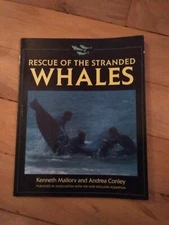 Rescue of the Stranded Whales - Paperback - Books for Young Readers