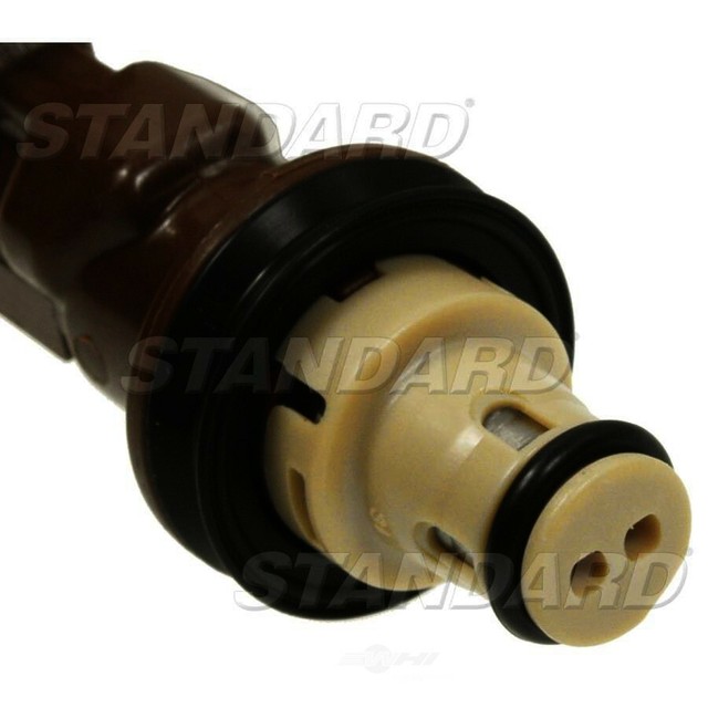 Fuel Injector fits 1999-2004 Toyota Tacoma Tundra 4Runner STANDARD