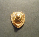 CASINO COLLECTIBLE PIN / PINBACK "CHINOOK WINDS CASINO" LINCOLN CITY, OREGON use — photo 2