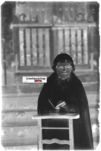Communion, fille, Plaque verre photo, négatif noir & blanc 10x15 cm France - Picture 2 of 2