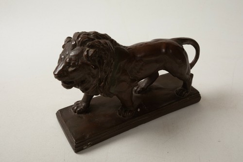 Mid Century Cold Painted Lion (C3R) 1957 Alva Studios 9" 3 lbs Cast Metal
