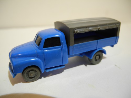 WIKING RARE VINTAGE 1:87 MODEL OPEL LANGHAUBER 1960-63 ONLY MINT 602/1C - Picture 2 of 8