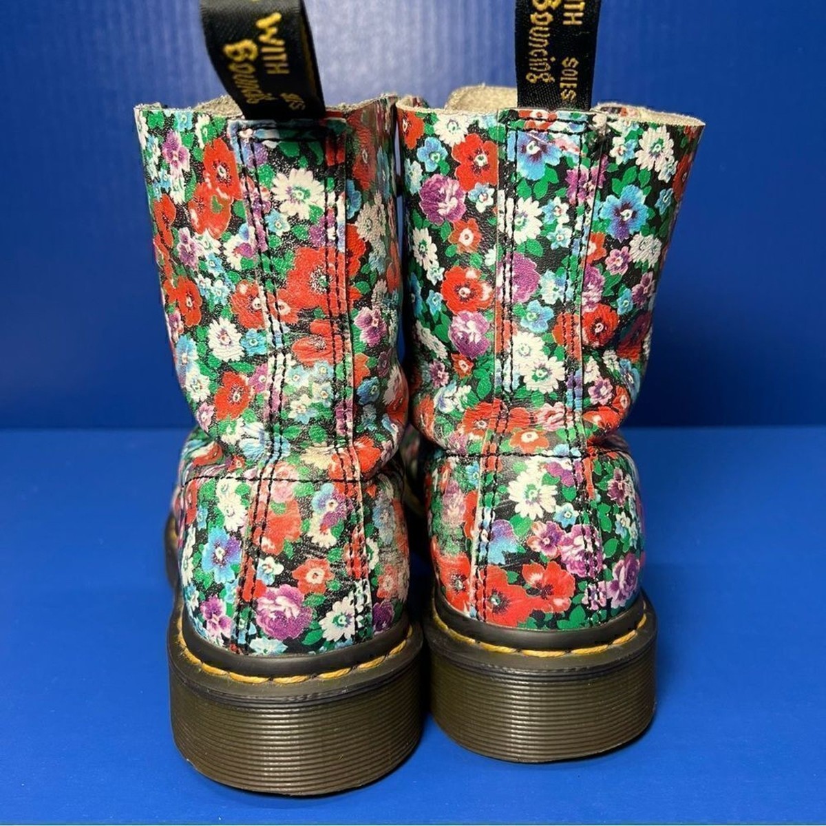 Dr. Martens Pascal 'Wild Poppy' Black Leather Boots Womens 7 View 5