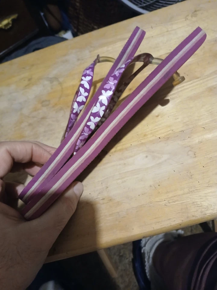 Sandalia chanclas VERA BRADLEY Flutterby púrpura para mujer talla 9-10 Foto 4 de 4