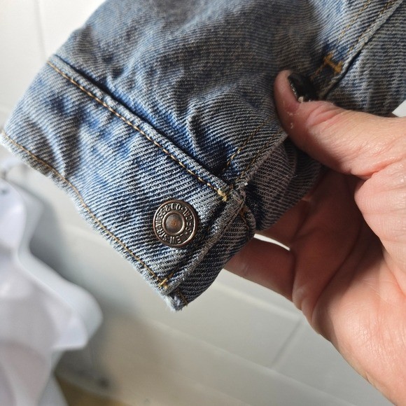 Levi’s Type III Sherpa Trucker Jacket Divided Blue Medium Wash, Size S image 10