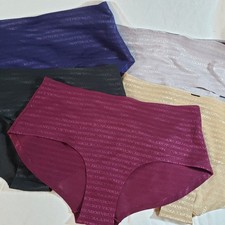 Victoria's Secret Body By Victoria High-Waist Hiphugger Small Signature Seamless