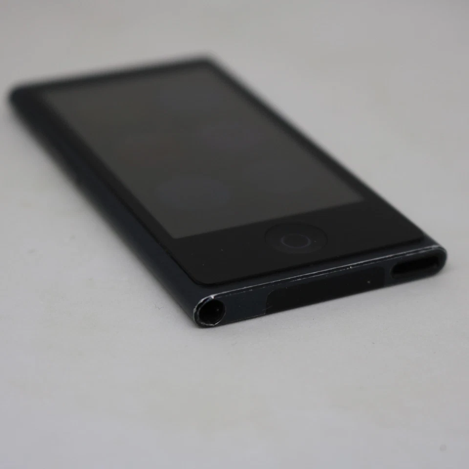 Apple iPod nano 7. Generation Grau (16GB) Bluetooth / MP3 Player / vom Händler - Bild 4 von 4