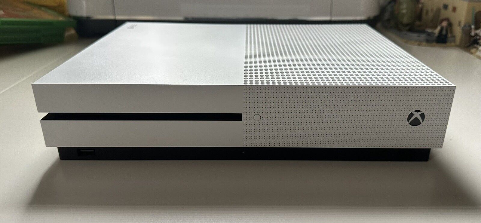 Xbox One S 4k Branco 500gb + 1 Controle + 1 Jogo Aproveite - Valentes Games