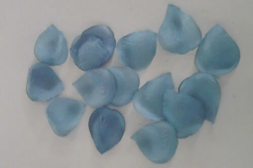 Petali di rosa per il matrimonio