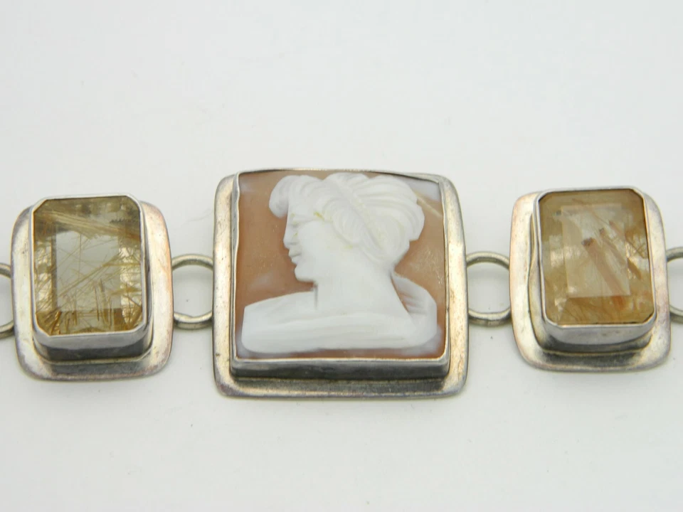 Chris Bale Elligators Beige Tourmaline Agate Shell Cameo Sterling Bracelet - Image 2 of 4