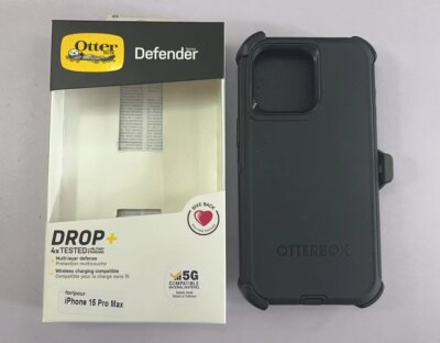 New OtterBox Defender Case with Holster Case For iPhone 15 Pro Max Black