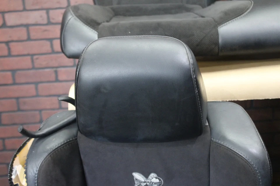 15-23 道奇挑战者 RT SCAT 包座椅原始设备制造商麂皮绒皮革套装原始设备制造商 — 第 4/4 张图片