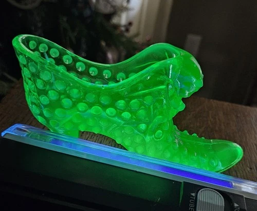 Fenton Hobnail Blue/Green Glass Slipper Uranium Cat Head