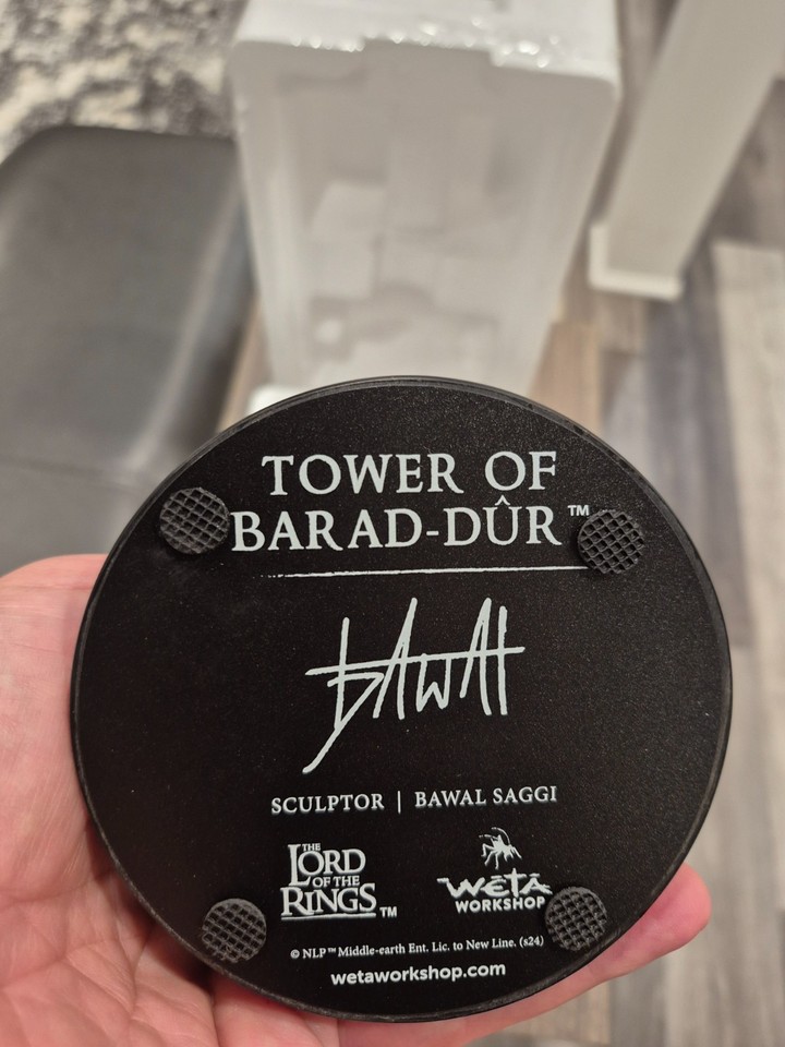 Estatua De Barad-dûr – El Señor De Los Anillos – Figura Coleccionable De 19 Cm Por Weta Workshop