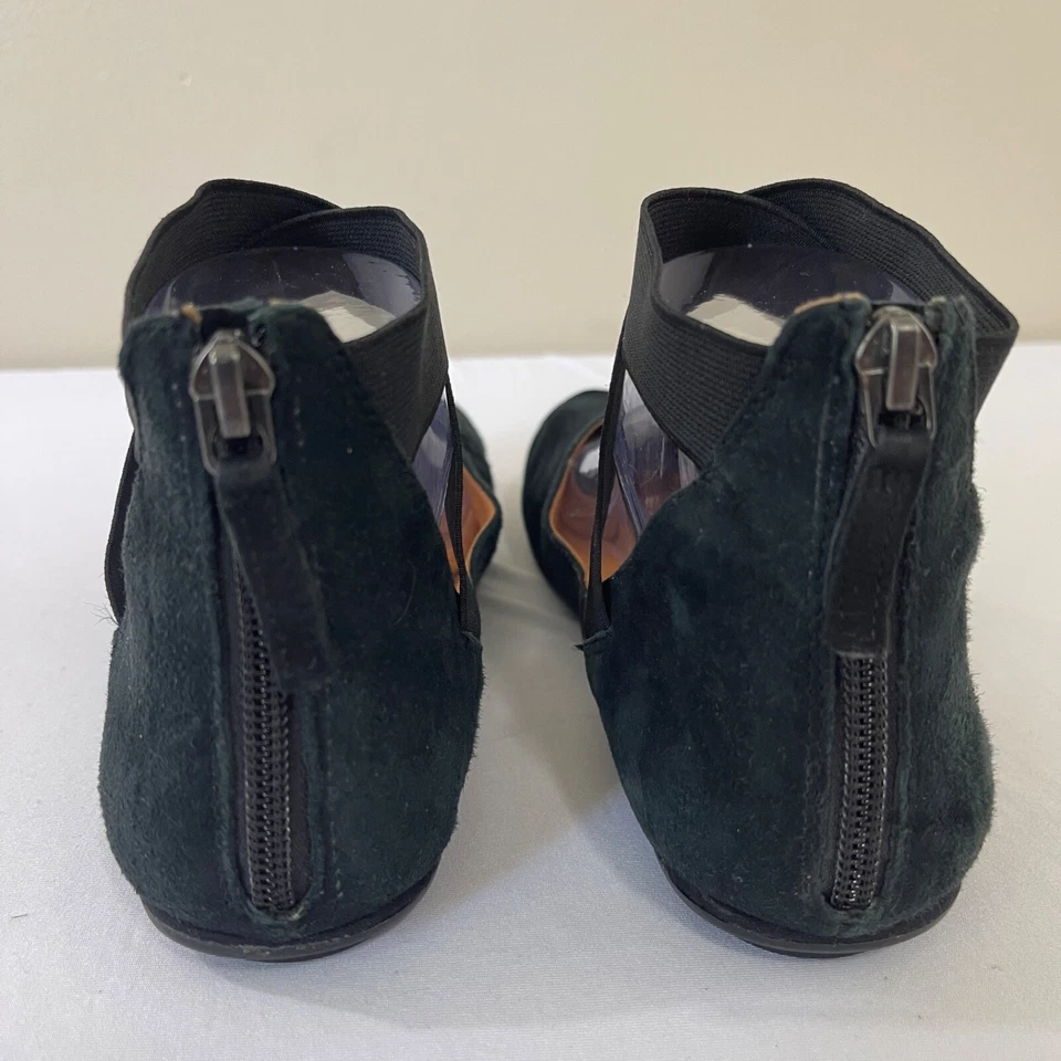 Zapatos planos de ballet Gentle Souls únicos para mujer 6,5 de gamuza negra con tiras cómodos Foto 3 de 4