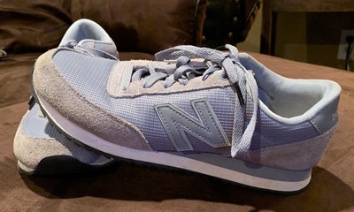 new balance grey tennis shoes