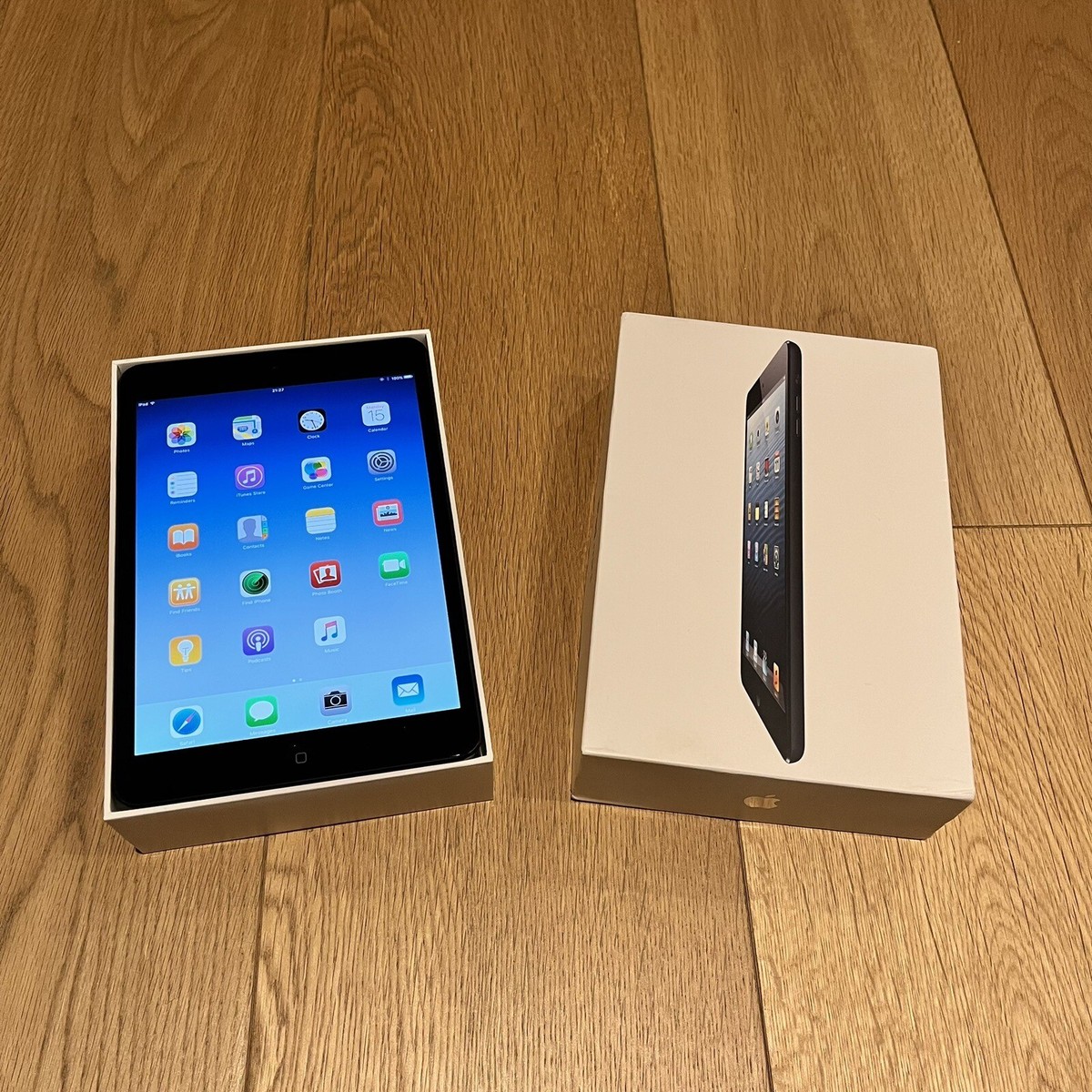 Apple iPad Mini Wi Fi Model A1432 MD528B/A 16GB Tablet - Black