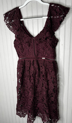 Romeo + Juliet Couture Dress Womens Small Burgundy Lace Fit & Flare  Cocktail | eBay