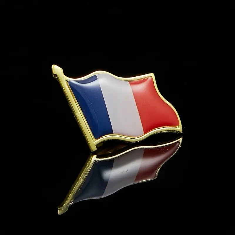 Pin's Drapeau Français En Laiton - Marque Tony & Paul, Neuf Avec étiquettes