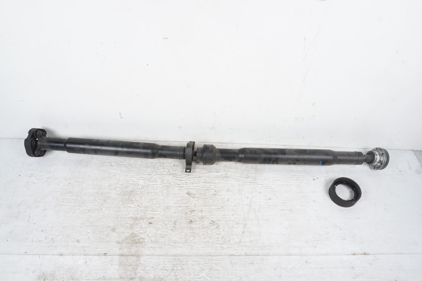 2014-2017 Maserati Ghibli 3.0L RWD Rear Driveshaft 06700085450 OEM 51K