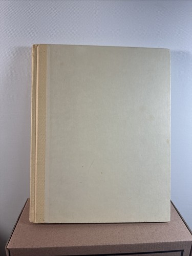 Classic Disney Treasury Book The Many Adventures of Winnie the Pooh 1997 (R398) - Picture 2 of 11