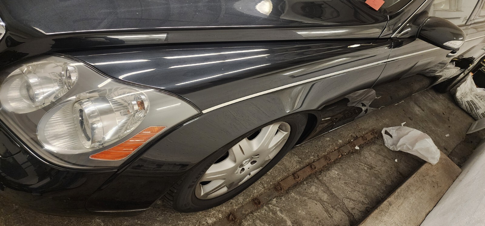 Maybach 62 2007 FRONT Fender