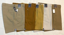 New with Tags-Roundtree & Yorke Men's Flat Front 7 in Straight fi Casuals Shorts