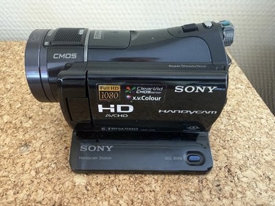 Sony Handycam HDR-CX6EK Full HD 1080 AVCHD Camcorder 10x/20x Zoom + Station